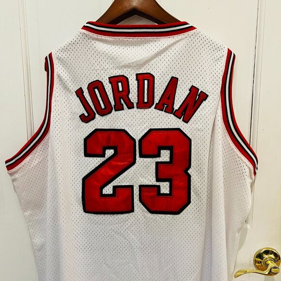 VTG Mitchell & Ness Chicago Bulls Jordan Jersey 1983-84 Hardwood Classics 4XL - Picture 16 of 16